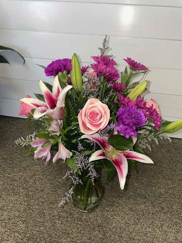 Pink lillies and Rose bouquet